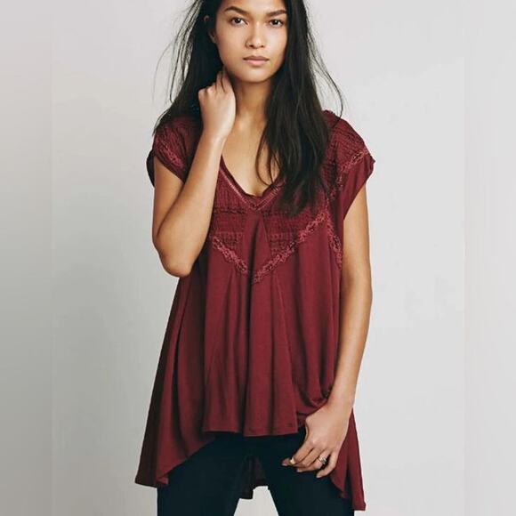 Free People Abigail Flowing Oversized V-Neck Lace-Crochet Detailing Tee in Wine - Picture 1 of 12